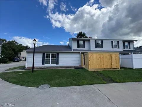 8117 Puritan Dr, Mentor, OH 44060