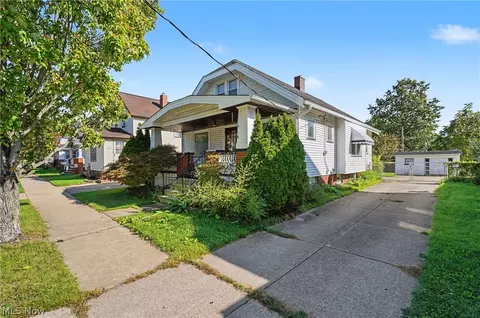 4119 Biddulph Ave, Cleveland, OH 44109