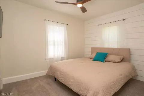 Bedroom - 2413 Clearview Ave NW, Canton, OH 44708 photo 1 of 8