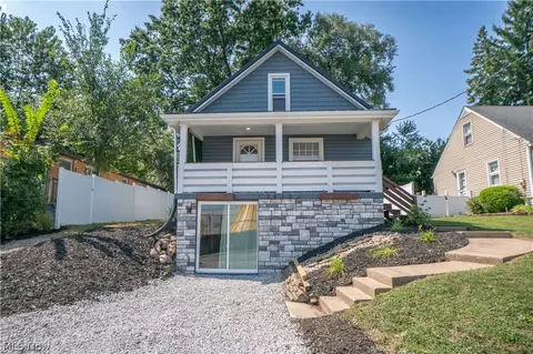 Exterior - 2413 Clearview Ave NW, Canton, OH 44708 photo 1 of 9