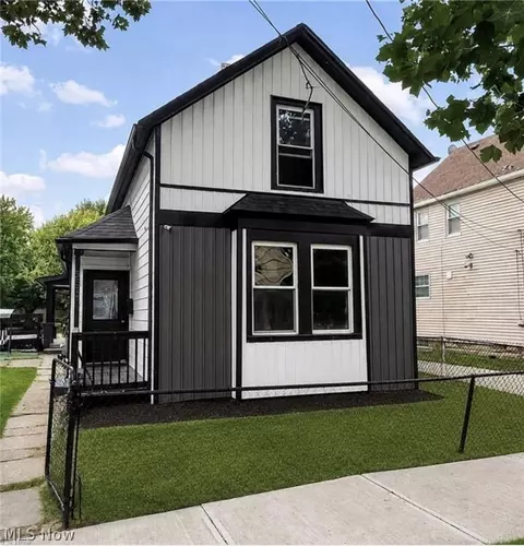 5811 Madison Ave, Cleveland, OH 44102