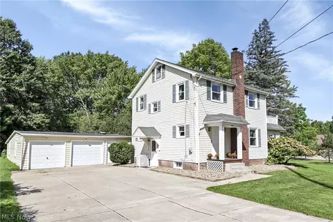 4074 Darrow Rd, Stow, OH 44224