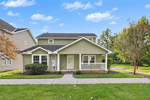 4982 Penny Ln, North Olmsted, OH 44070