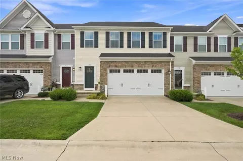 172 Forecastle Trl, Medina, OH 44256