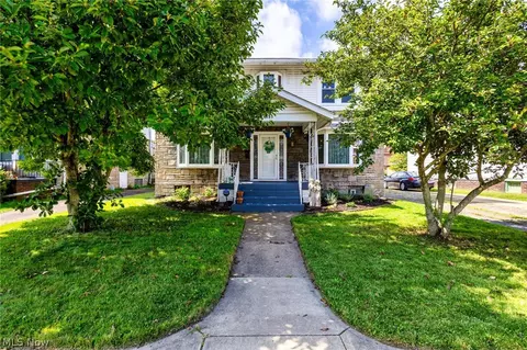 631 Lawson Ave, Steubenville, OH 43952
