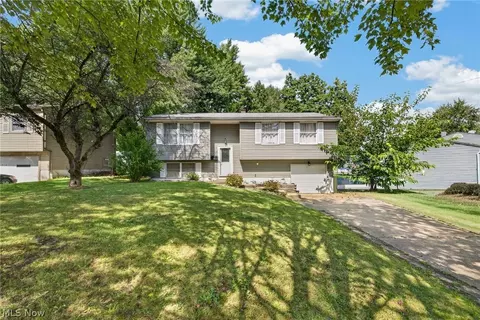 5124 Willow Crest Ave, Austintown, OH 44515