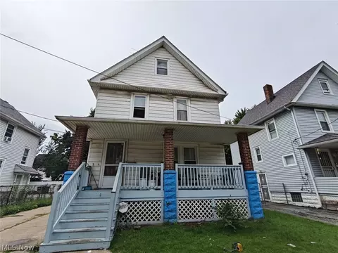 910 Stevenson Rd, Cleveland, OH 44110