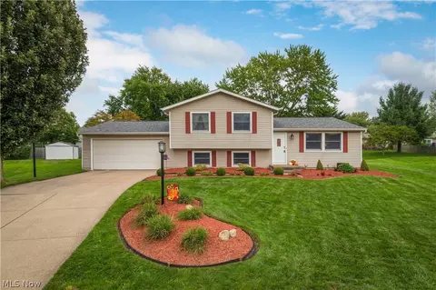15646 Bittersweet Ct, Strongsville, OH 44136