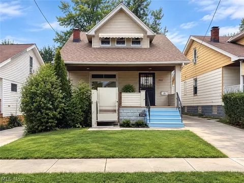 3942 E 121st St, Cleveland, OH 44105