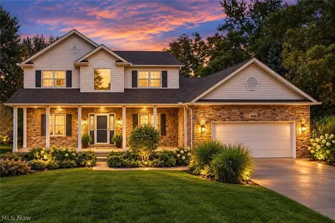 5688 Shallow Creek Ave, Louisville, OH 44641