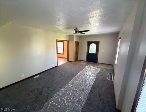 Living - 2625 4th St NW, Canton, OH 44708 photo 3 of 4
