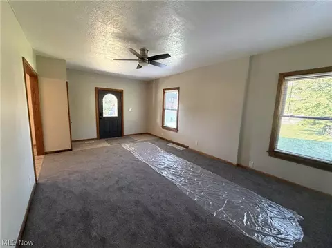 Living - 2625 4th St NW, Canton, OH 44708 photo 4 of 4