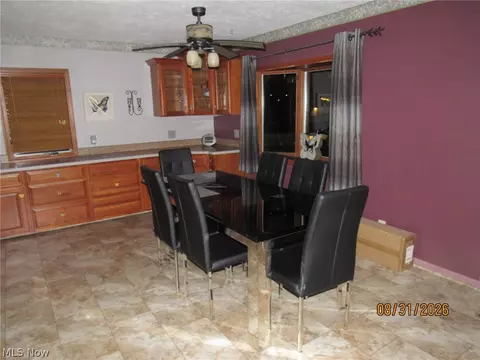Dining - 1733 E 238th St, Euclid, OH 44117 photo 1 of 2