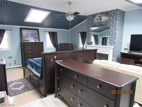 Bedroom - 1733 E 238th St, Euclid, OH 44117 photo 5 of 5