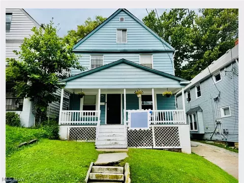 3216 W 95th St, Cleveland, OH 44102