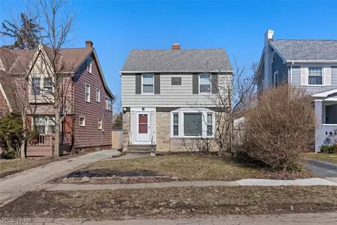 3545 Nordway Rd, Cleveland Heights, OH 44118