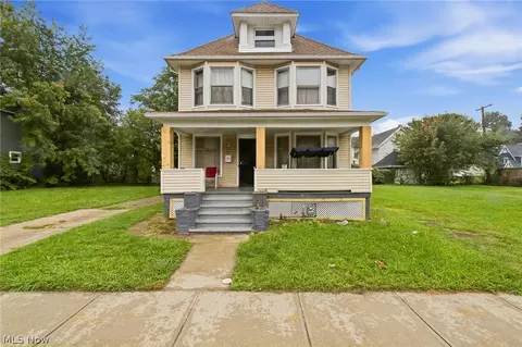 10322 Colonial Ave, Cleveland, OH 44108