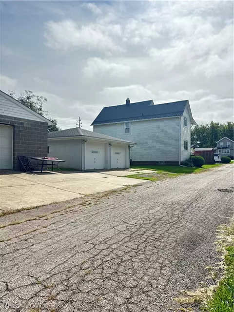 Exterior - 1725 Harbor Ave, Ashtabula, OH 44004 photo 3 of 3