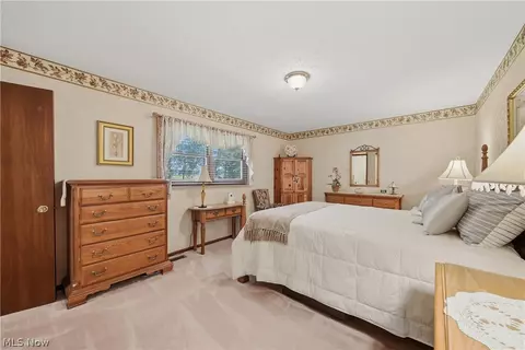 Bedroom - 6180 Chesham Ave NE, Canton, OH 44721 photo 1 of 5