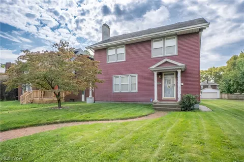 1326 12th St NW, Canton, OH 44703