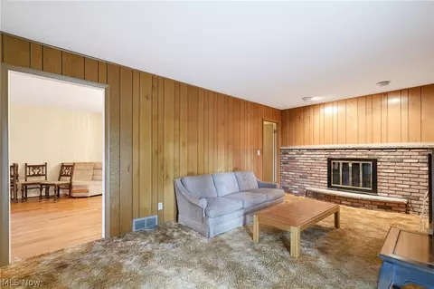 Living - 1780 E Parkhaven Dr, Seven Hills, OH 44131 photo 6 of 6