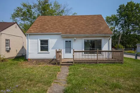 12600 Sprecher Ave, Cleveland, OH 44135