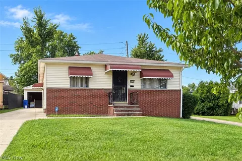 16710 Dynes Ave, Cleveland, OH 44128