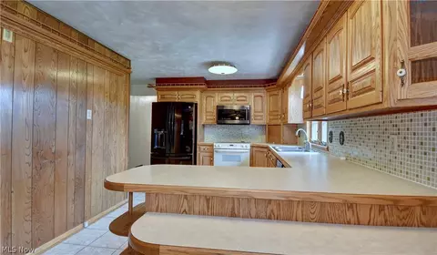 Kitchen - 160 Mark Ave, Killbuck, OH 44637 photo 3 of 6