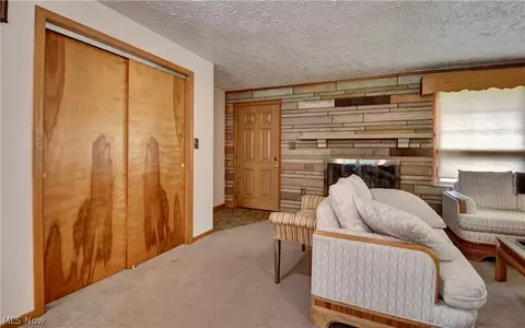 Living - 160 Mark Ave, Killbuck, OH 44637 photo 4 of 5