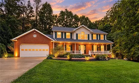 8963 Kettering Rd, East Rochester, OH 44625