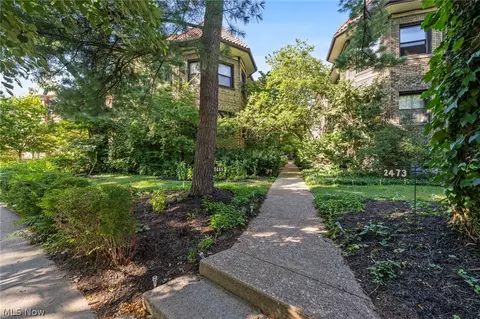 2469 Overlook Rd #7, Cleveland Heights, OH 44106