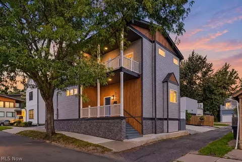 2900 York Ave, Cleveland, OH 44113