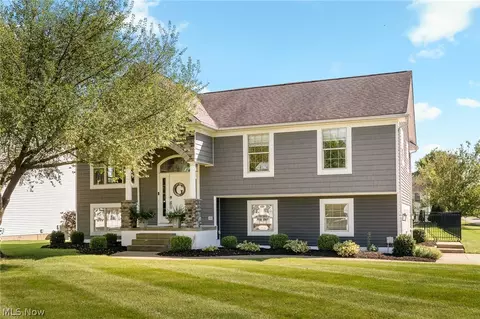 7660 Oakdale St NW, Massillon, OH 44646
