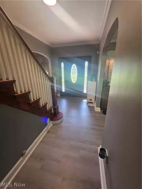 Entry Way - 3127 Avon Blvd, Ashtabula, OH 44004 photo 5 of 7