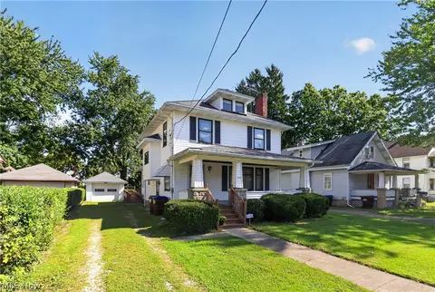 129 Bane Ave, Newton Falls, OH 44444