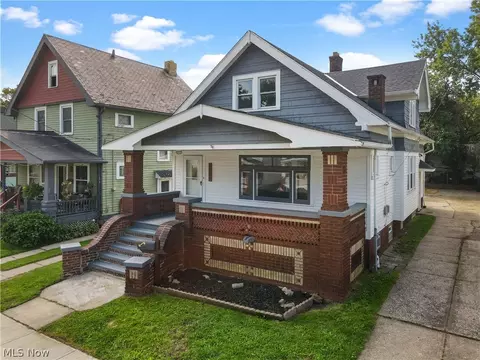2819 Saratoga Ave, Cleveland, OH 44109