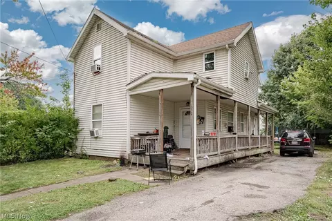 7602 Berry Ave, Cleveland, OH 44102