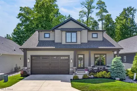 7882 Fox Hunter Ln, Concord Twp, OH 44077