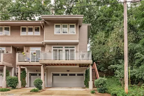 2868 W 11th St, Cleveland, OH 44113