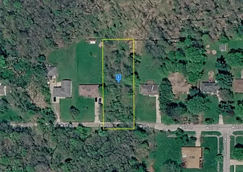 715 Wolf Dr, Broadview Heights, OH 44147