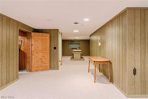 Entry Way - 110 Meadow Ln, Solon, OH 44139 photo 3 of 3