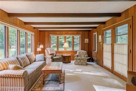 Living - 110 Meadow Ln, Solon, OH 44139 photo 5 of 6