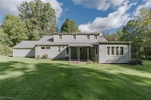 Exterior - 110 Meadow Ln, Solon, OH 44139 photo 3 of 4