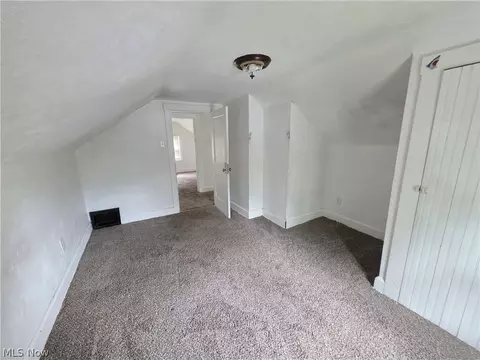 Bedroom - 1339 Vane Ave, Akron, OH 44310 photo 4 of 6