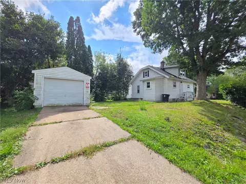 Exterior - 1339 Vane Ave, Akron, OH 44310 photo 2 of 2
