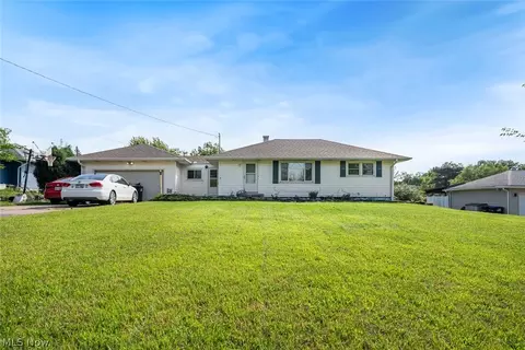 1187 Meadowbrook Blvd, Brunswick, OH 44212