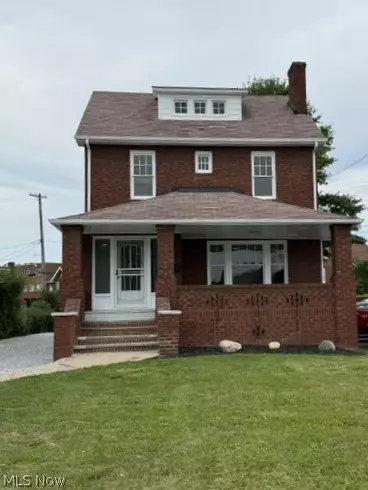 496 E 185th St, Cleveland, OH 44119