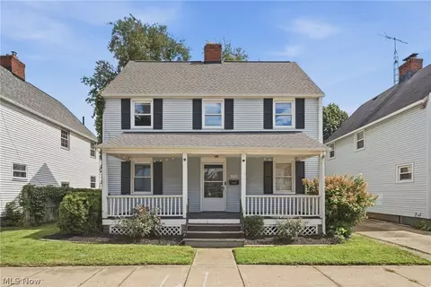 1372 Roslyn Ave SW, Canton, OH 44710