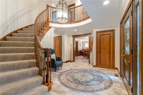 Entry Way - 1280 Grenada Dr NE, Canton, OH 44714 photo 1 of 2
