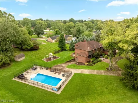 View/Area - 1280 Grenada Dr NE, Canton, OH 44714 photo 1 of 3
